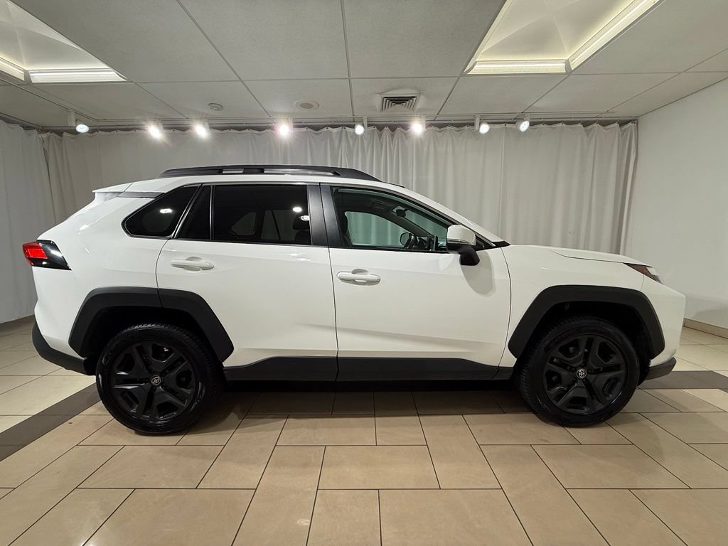 Used 2024 Toyota RAV4 Adventure AWD/4WD image 6