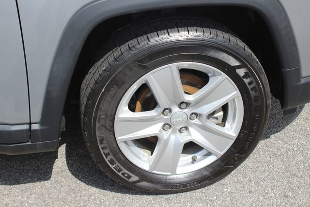 Used 2022 Jeep Compass Latitude w/ Sun and Sound Group image 38