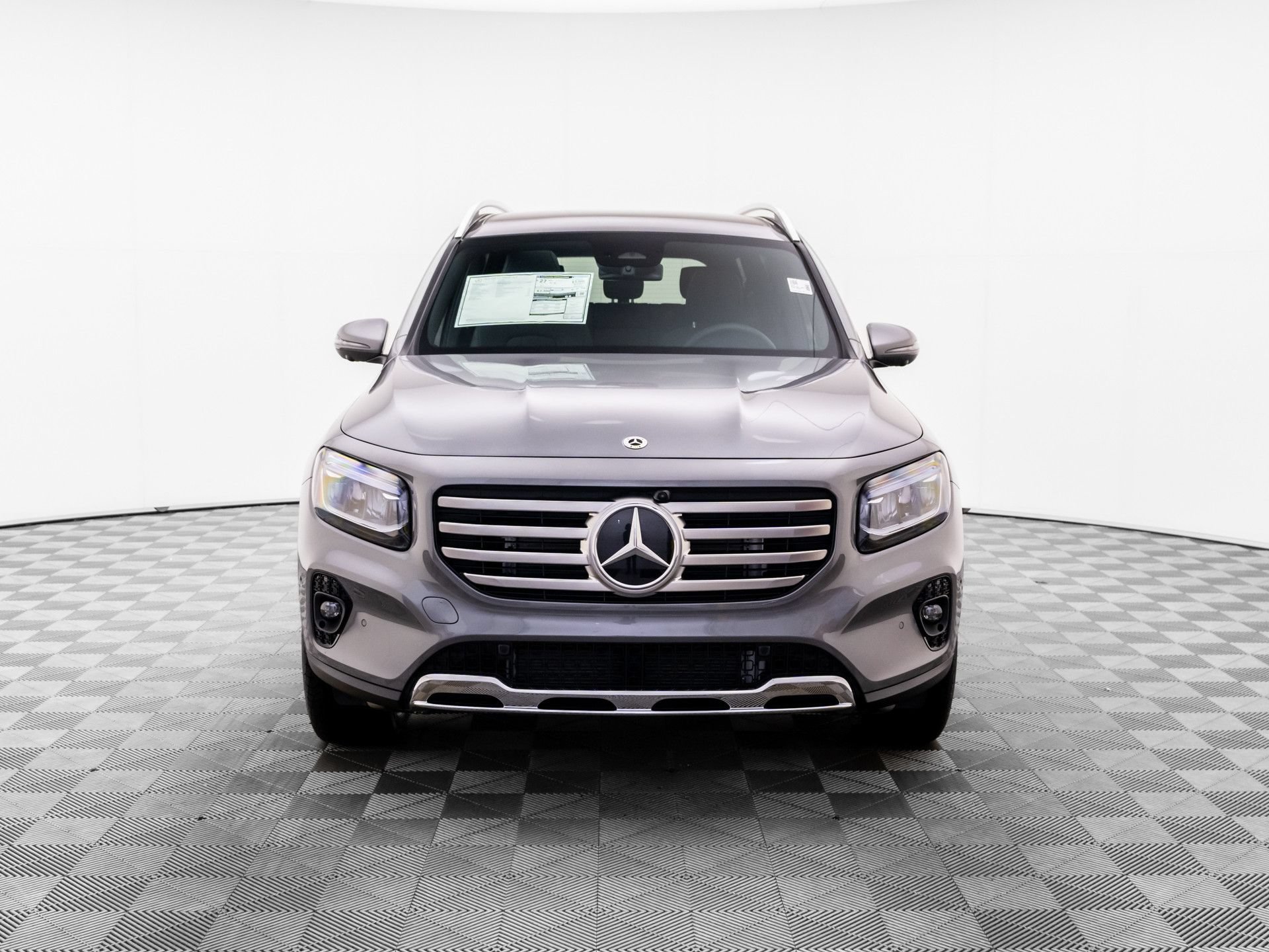 New 2026 Mercedes-Benz GLB 250 4MATIC image 9
