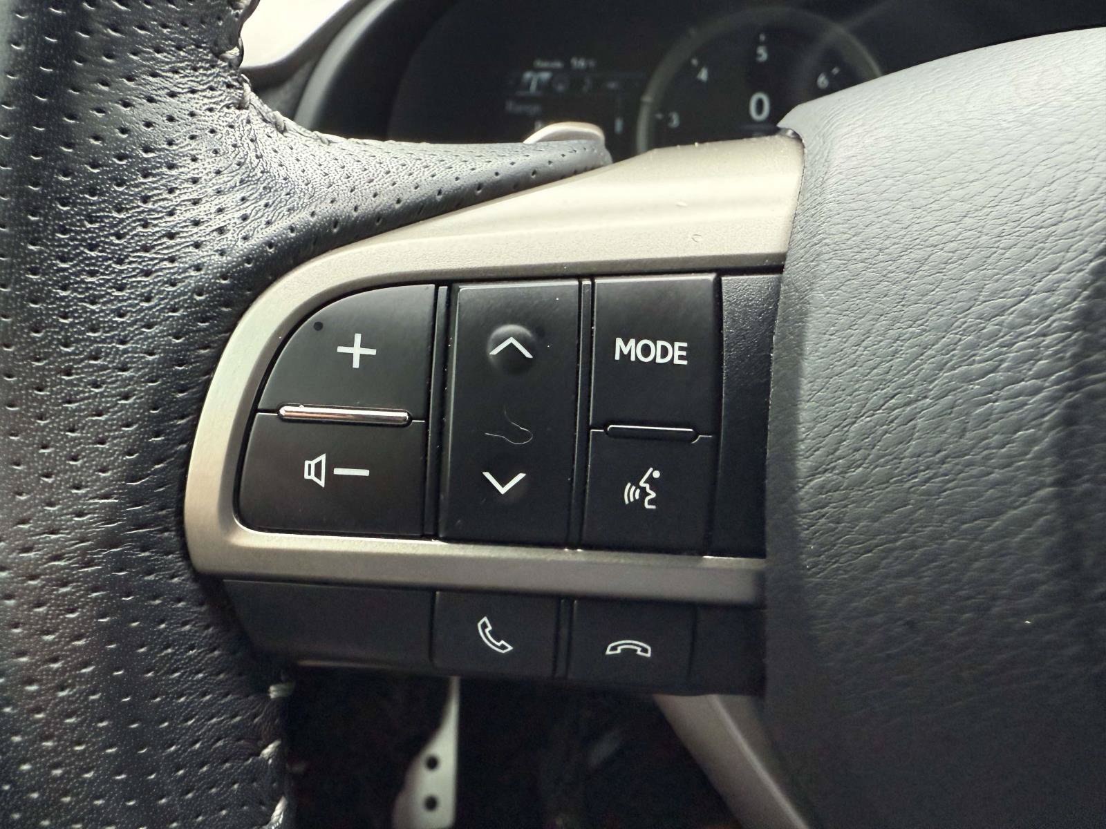 Used 2020 Lexus RX 350 F Sport w/ Accessory Package AWD/4WD image 21
