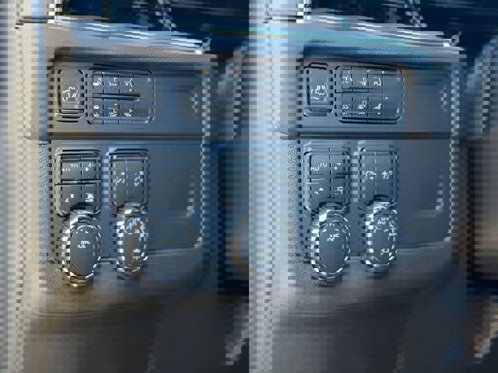 New 2026 Chevrolet Suburban LT w/ Comfort Package image 17