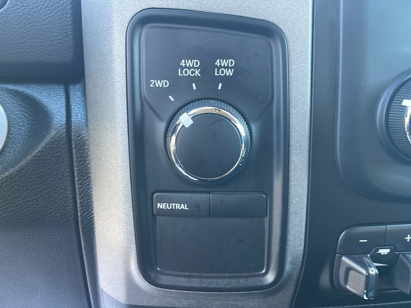 Used 2014 RAM 2500 Tradesman w/ Chrome Appearance Group AWD/4WD image 20