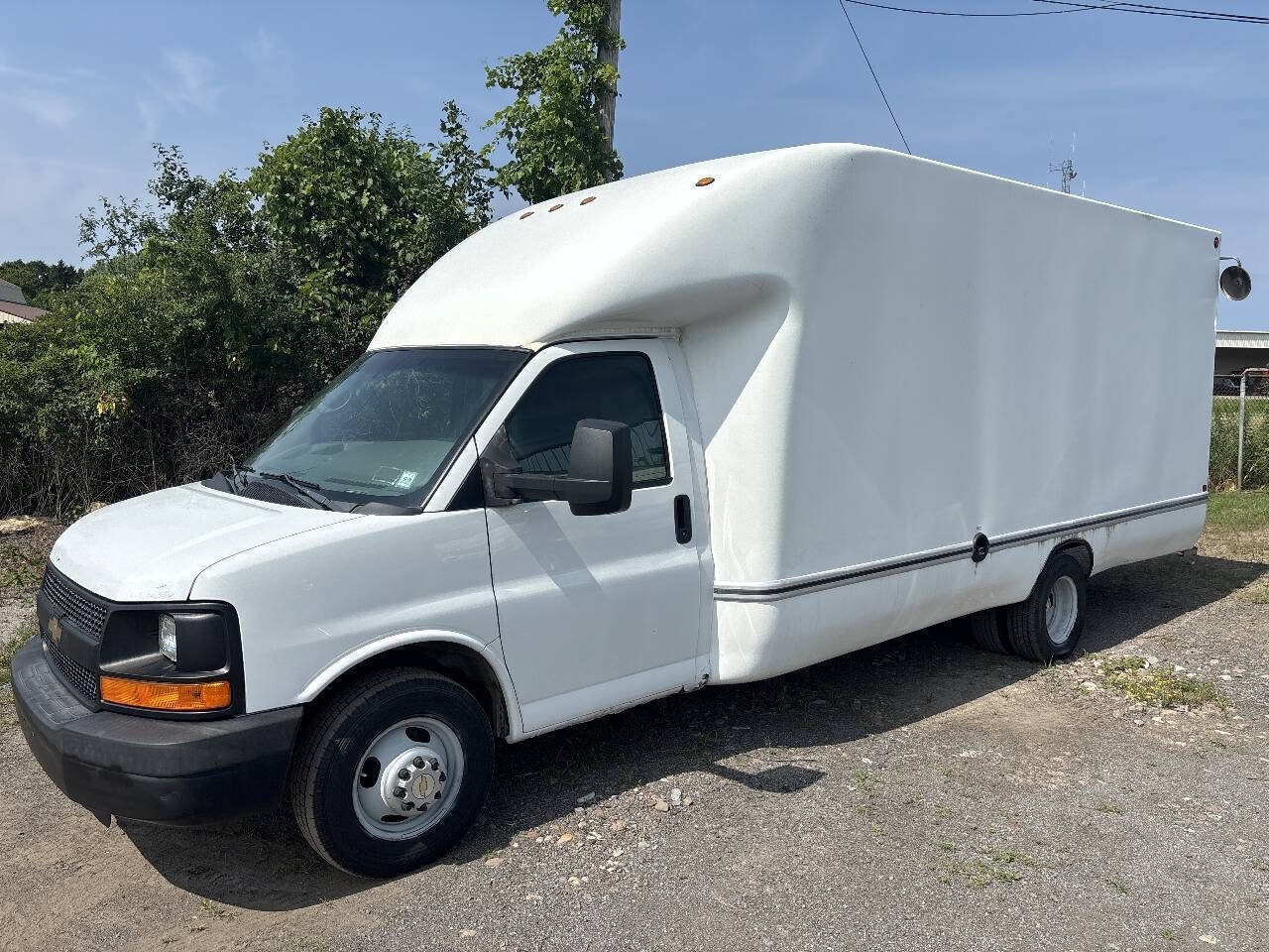 Used 2014 Chevrolet Express 3500 Extended RWD image 1