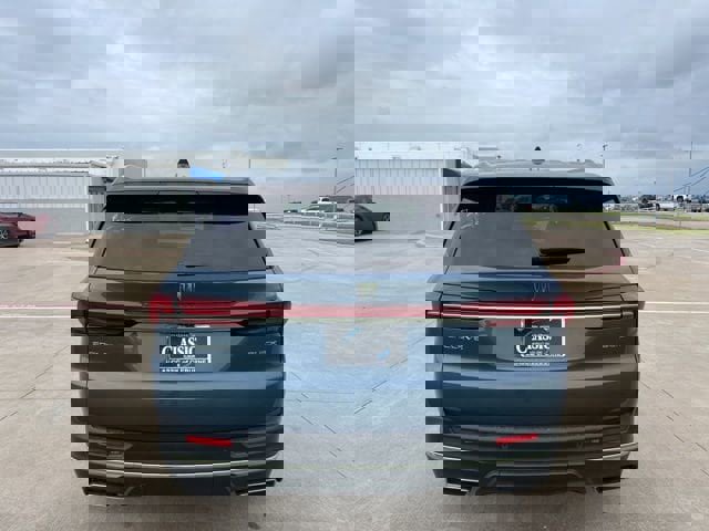 Used 2025 Buick Enclave Preferred image 5