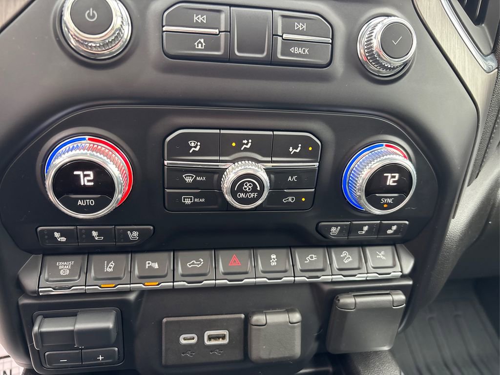 Used 2022 GMC Sierra 2500 Denali w/ Technology Package image 32