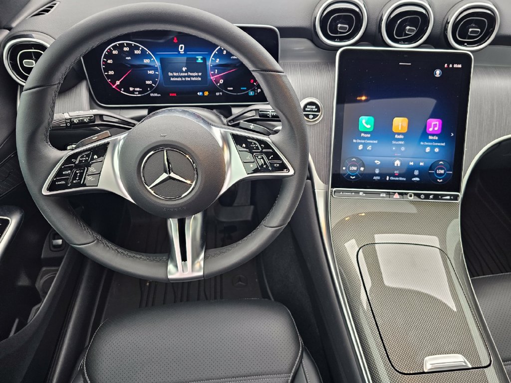 Used 2026 Mercedes-Benz GLC 300 image 18