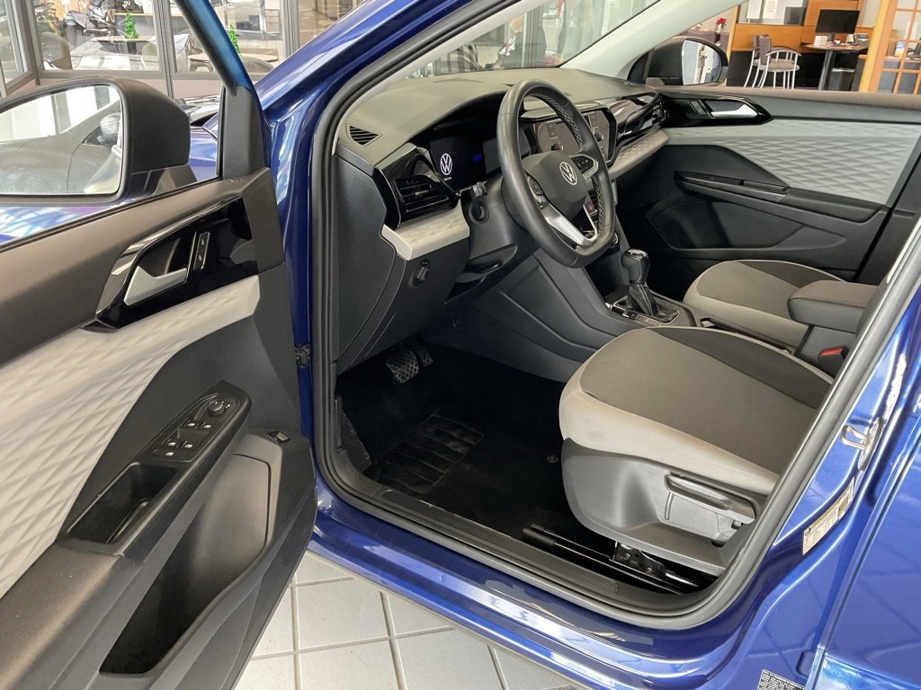 Used 2023 Volkswagen Taos S image 9