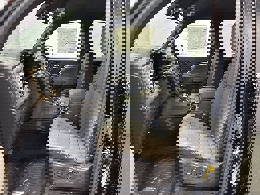 New 2026 Chevrolet Colorado ZR2 w/ Technology Package image 11