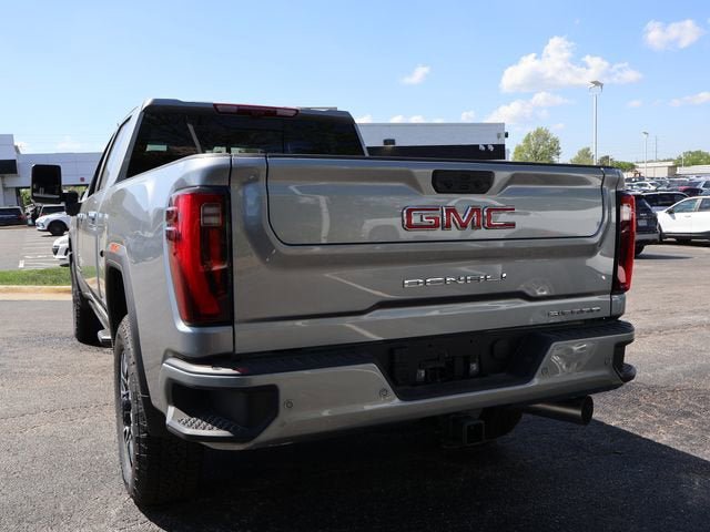 New 2026 GMC Sierra 2500 Denali w/ Denali Reserve Package AWD/4WD image 5