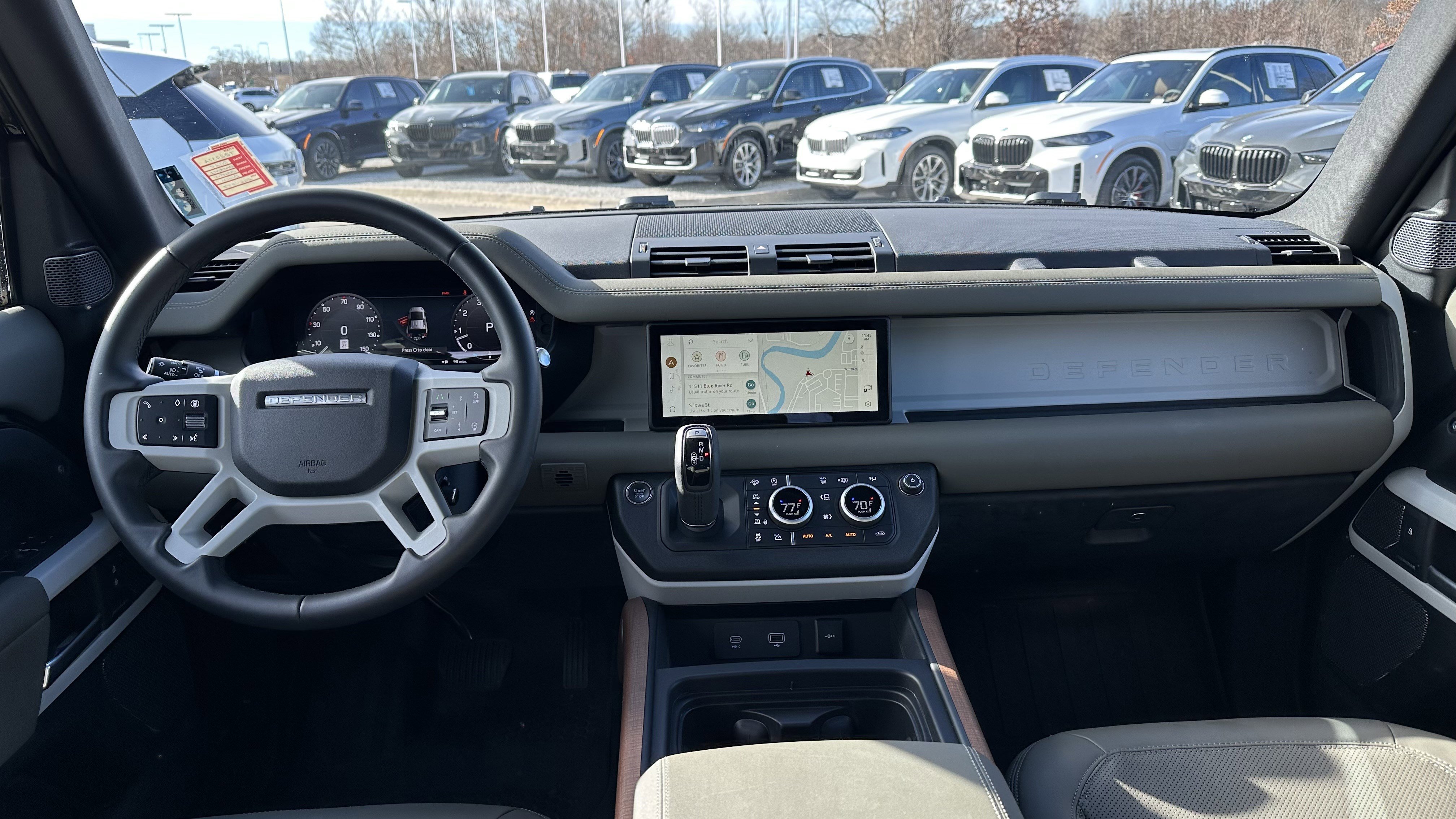 Used 2024 Land Rover Defender 110 X-Dynamic SE image 30