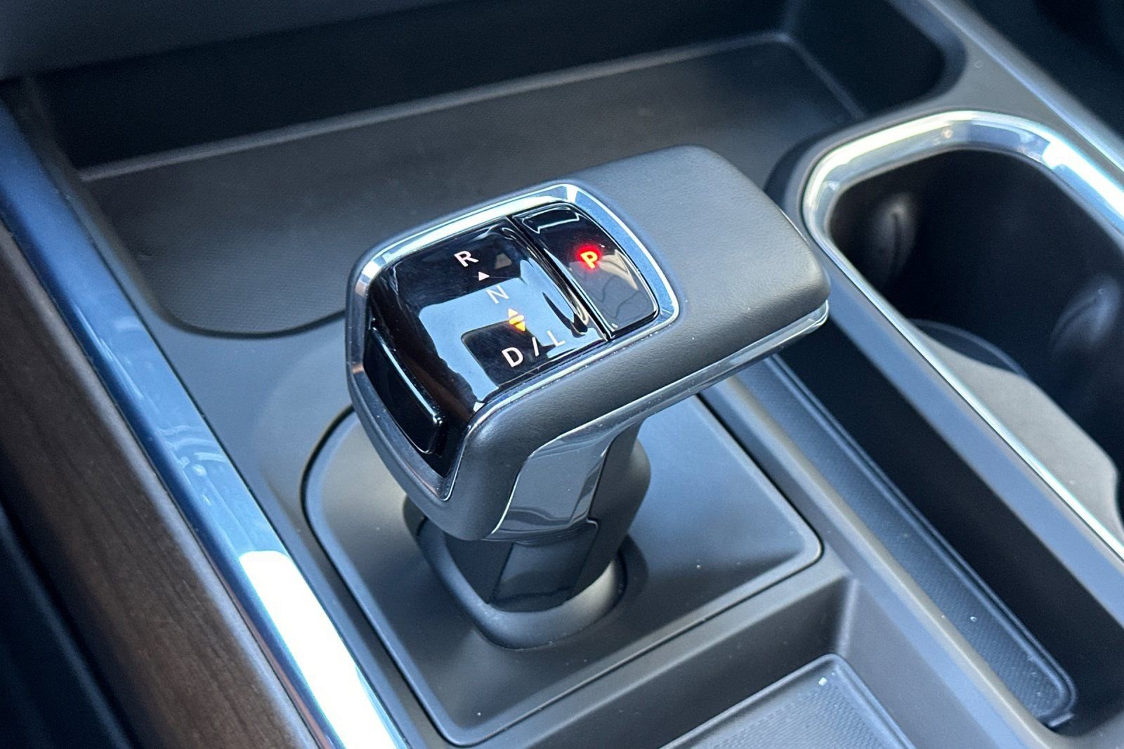 Used 2024 Chevrolet Silverado 1500 High Country w/ Technology Package image 21