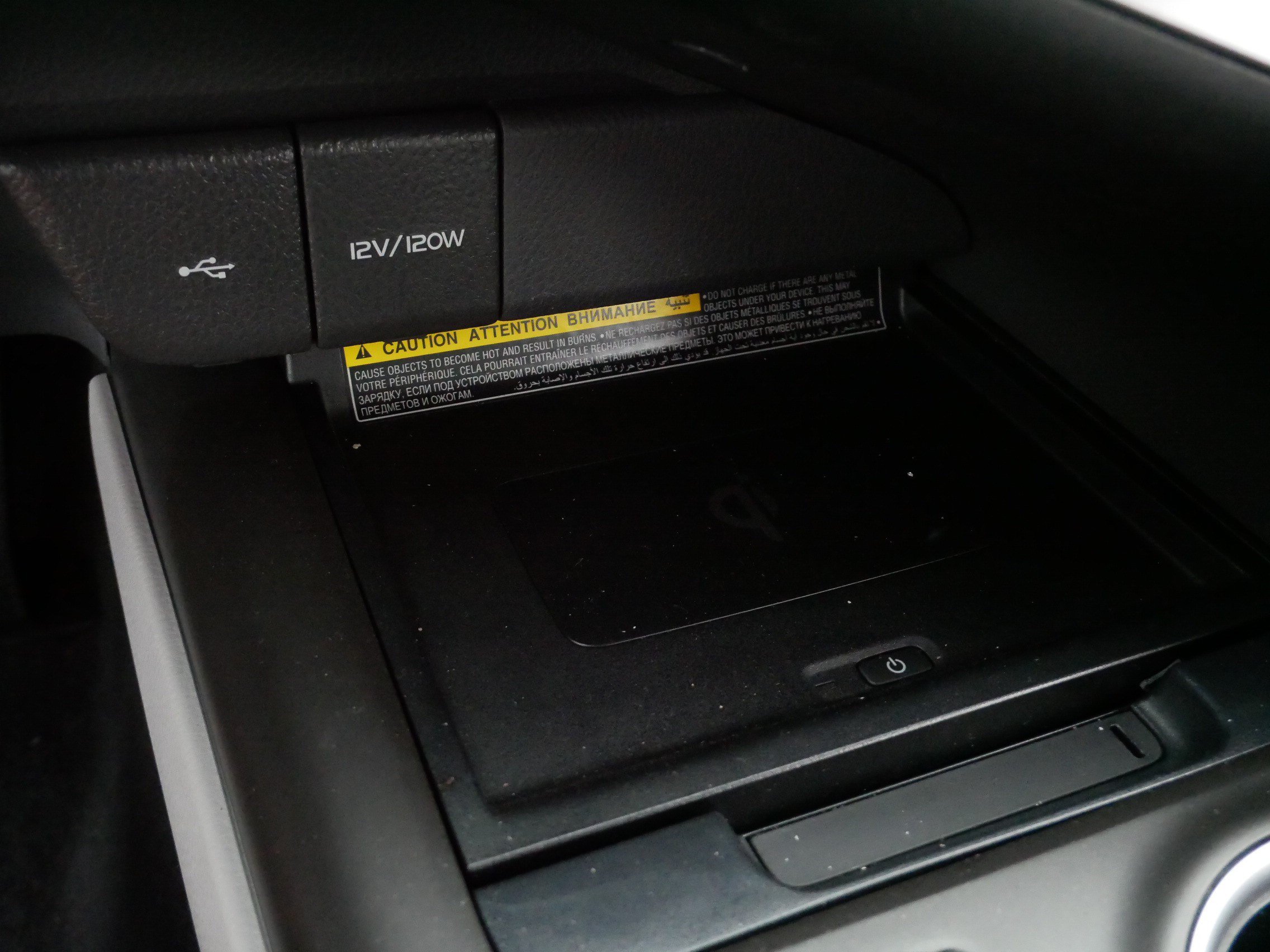 Used 2021 Toyota Camry XLE w/ Navigation Package FWD image 30