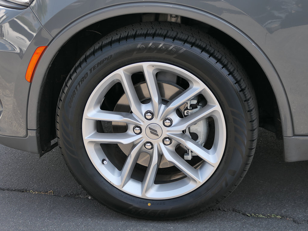 Used 2024 Dodge Durango GT RWD image 9
