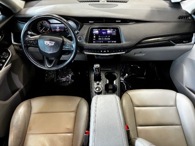 Used 2019 Cadillac XT4 Premium Luxury image 3