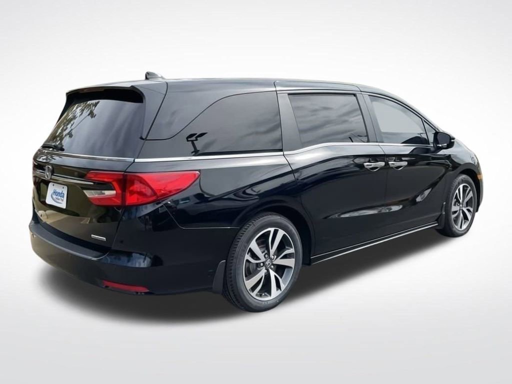Used 2024 Honda Odyssey Touring image 5