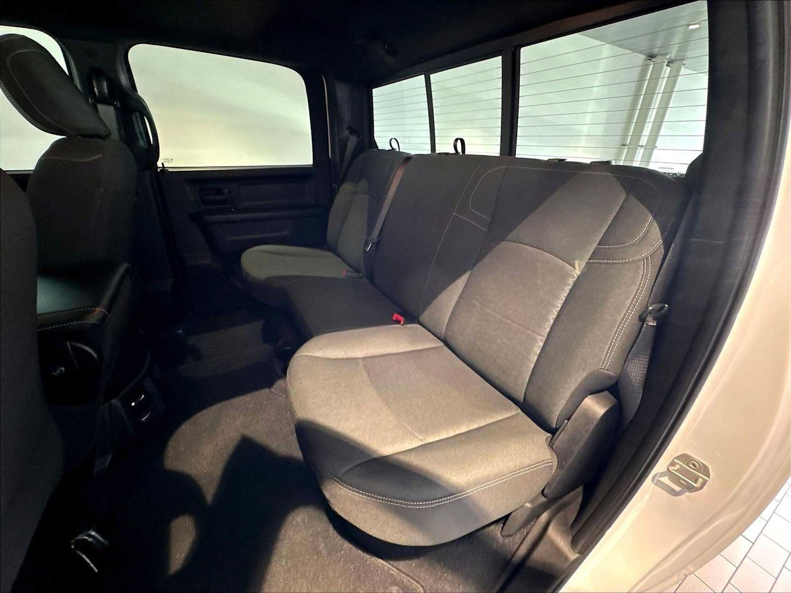 Used 2025 RAM 3500 Tradesman AWD/4WD image 32