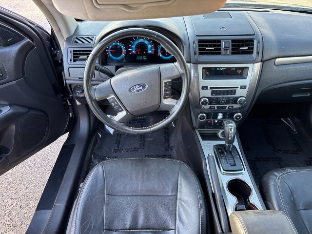 Used 2010 Ford Fusion SEL FWD image 16