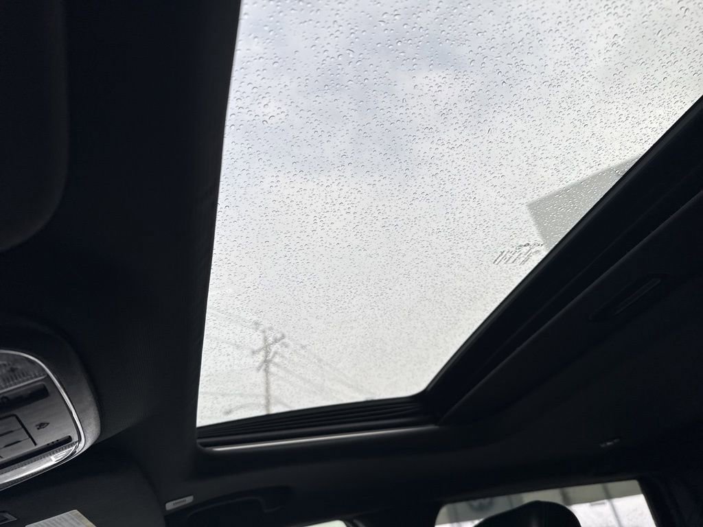 Used 2020 Jeep Grand Cherokee Limited image 23