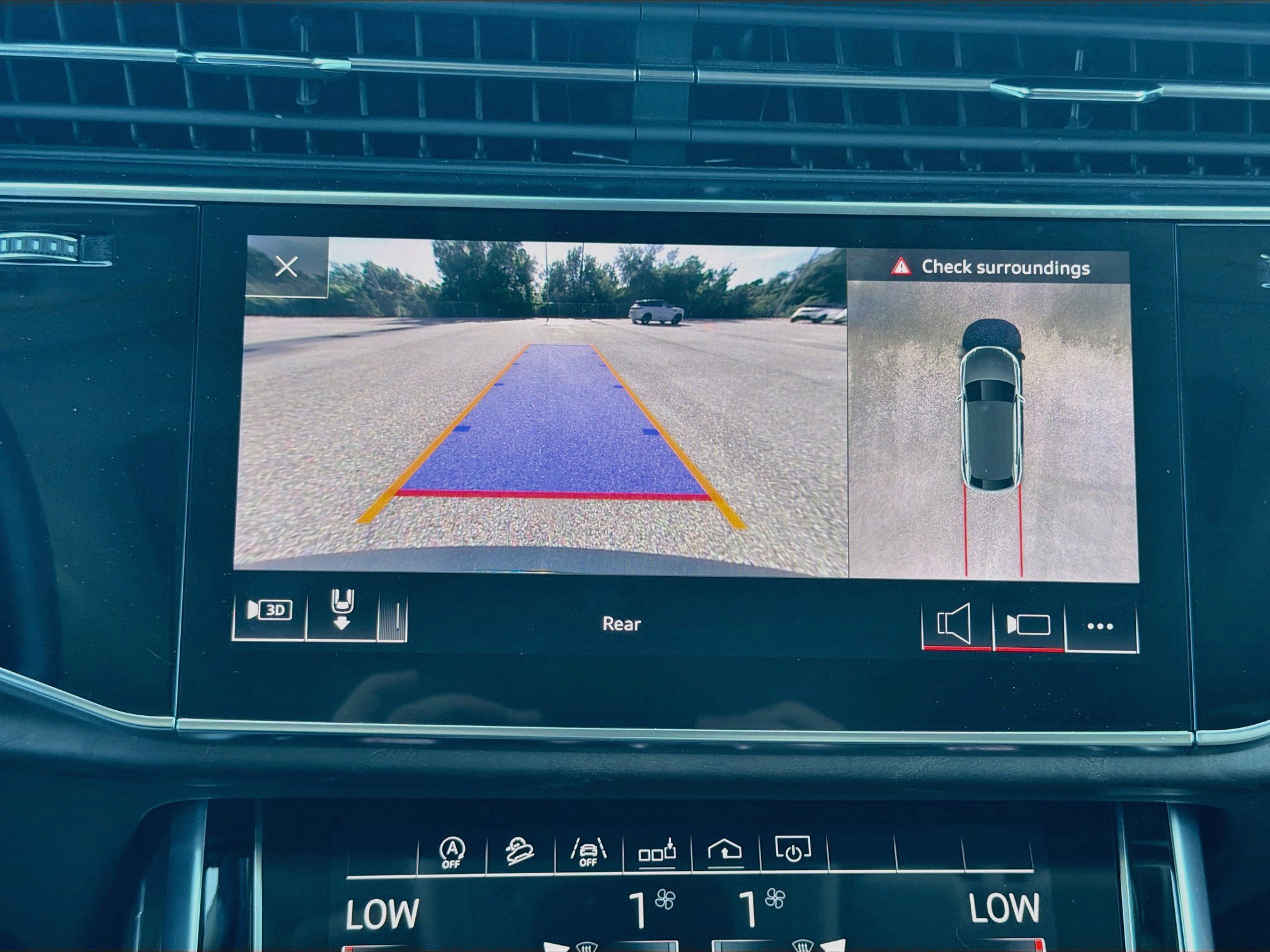 Used 2019 Audi Q8 Premium Plus AWD/4WD image 34