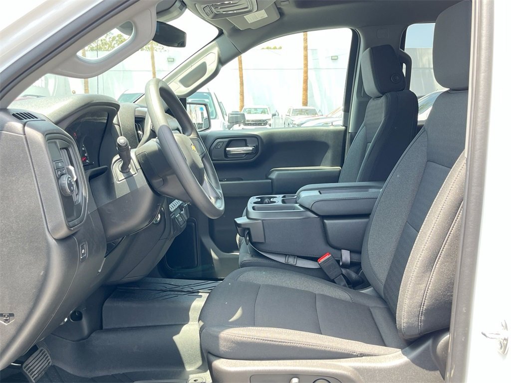 New 2025 Chevrolet Silverado 1500 Custom image 19