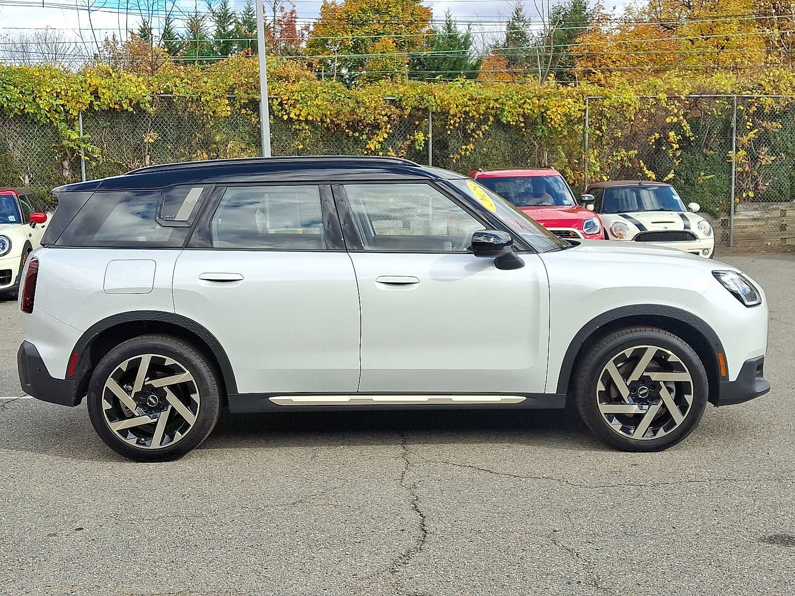 Used 2025 MINI Cooper Countryman S image 7