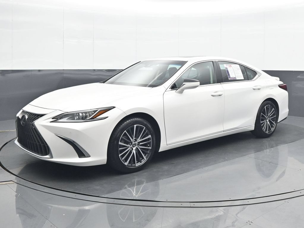 Used 2023 Lexus ES 350 w/ Premium Package FWD image 2