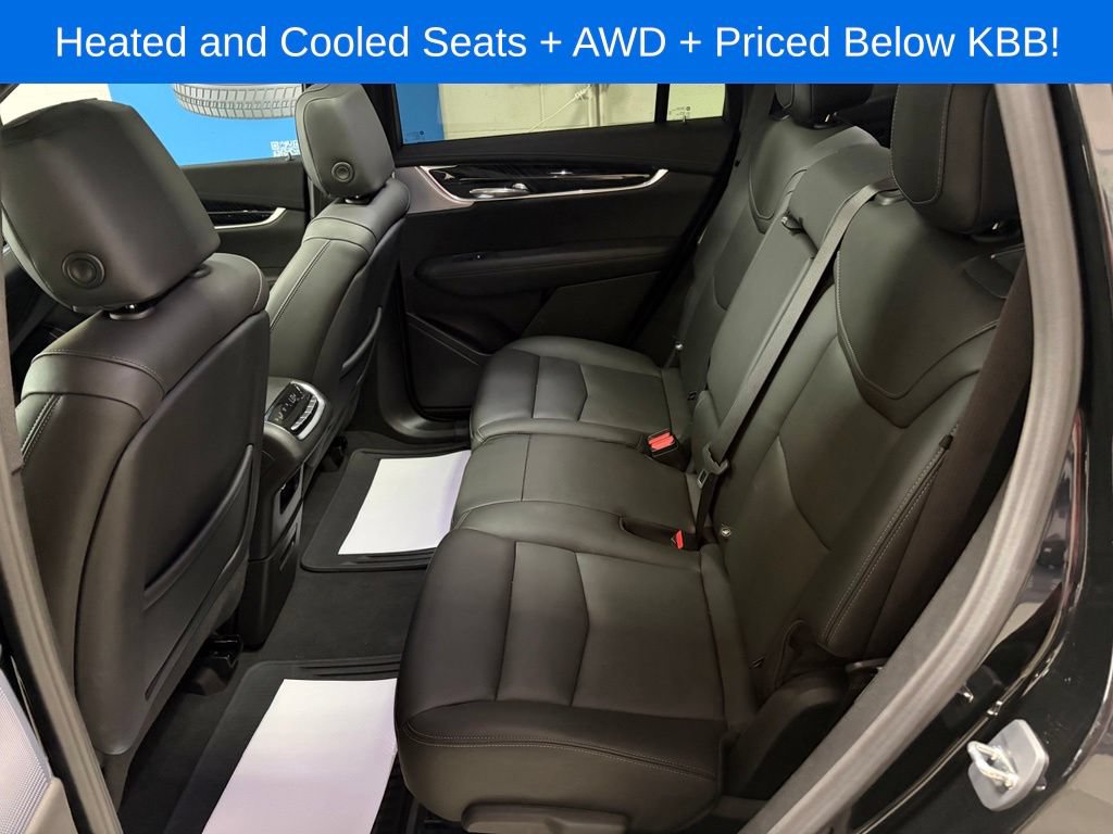 Used 2024 Cadillac XT6 Premium Luxury AWD/4WD image 18