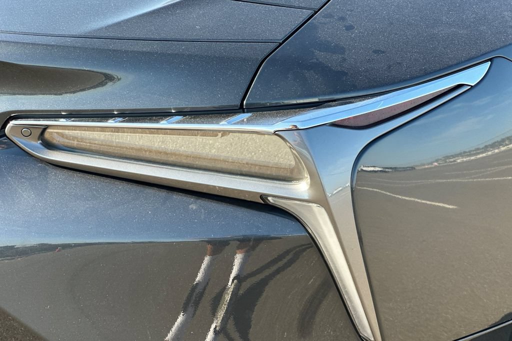 Used 2018 Lexus LC 500 Coupe w/ Performance Package RWD image 26