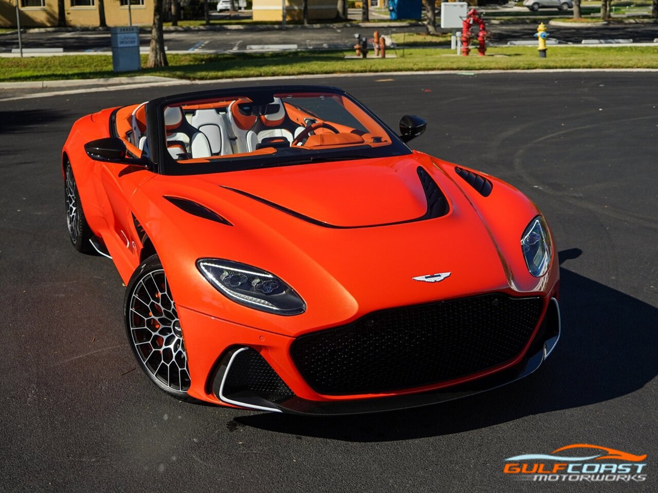 Used 2023 Aston Martin DBS Superleggera Volante RWD image 82