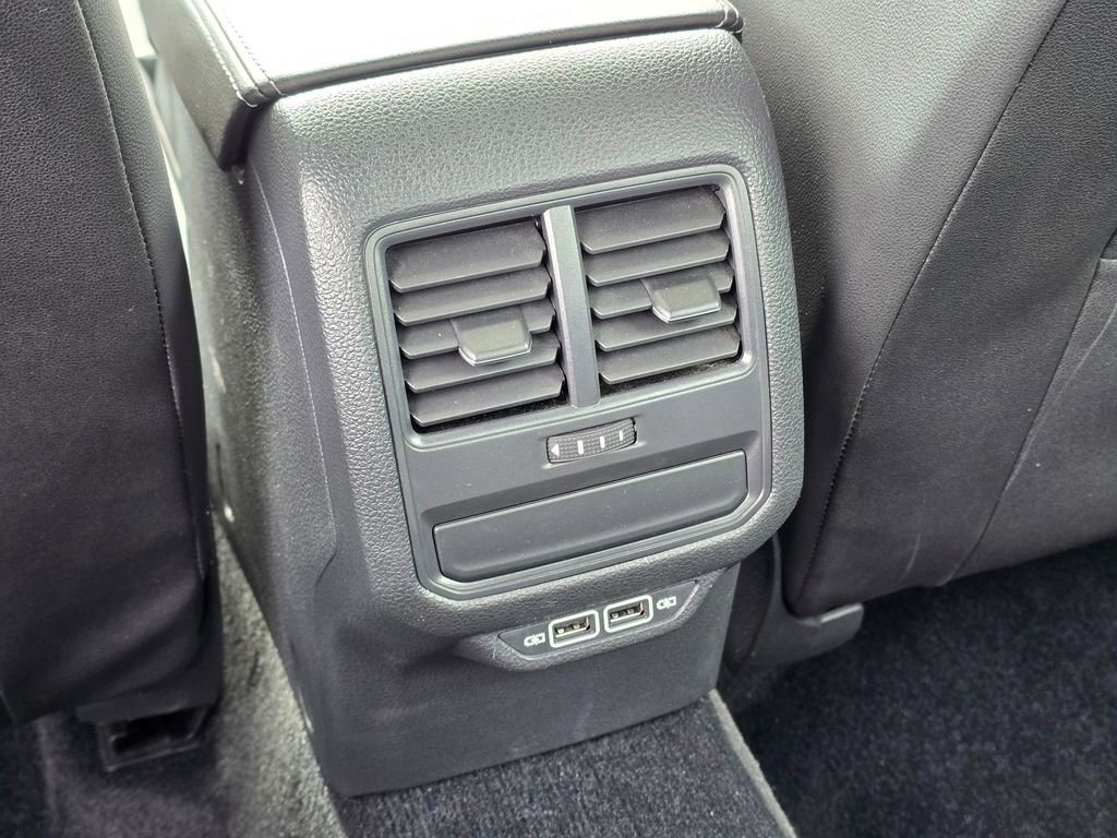 Used 2020 Volkswagen Passat 2.0T SE image 20