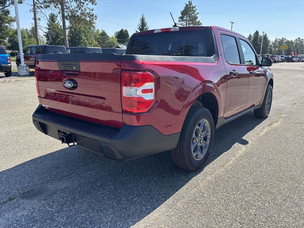 New 2025 Ford Maverick XLT w/ XLT Luxury Package image 3