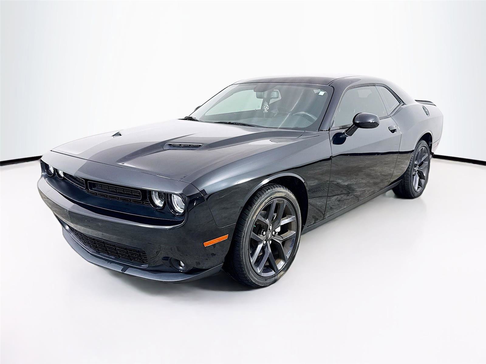 Used 2023 Dodge Challenger SXT w/ Blacktop Package RWD image 1