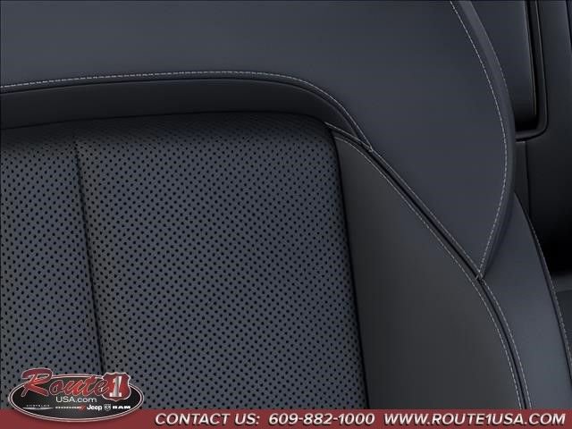 New 2026 Jeep Grand Cherokee Limited Reserve image 21