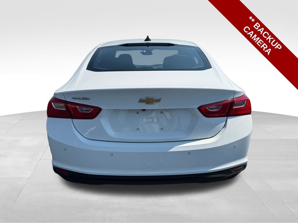 Used 2022 Chevrolet Malibu LS w/ Driver Confidence Package II FWD image 4