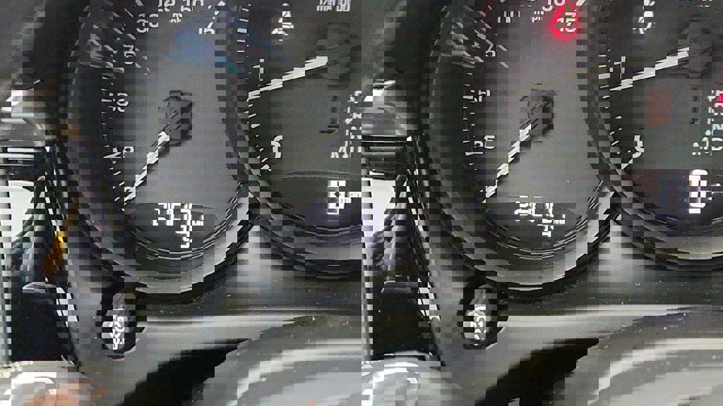 Used 2024 Porsche Macan Base w/ Premium+ Pkg, 21   Whe image 16