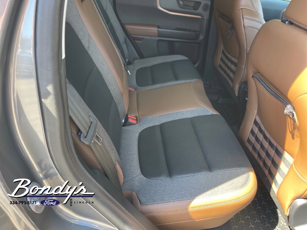 Used 2022 Ford Bronco Sport Outer Banks w/ Tech Package AWD/4WD image 16
