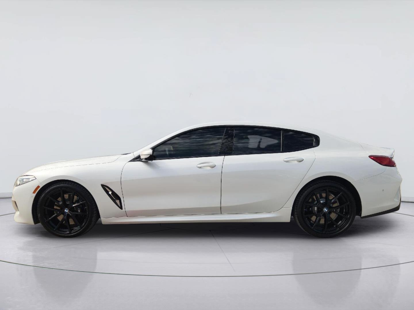 Used 2022 BMW 840i Gran Coupe RWD image 4