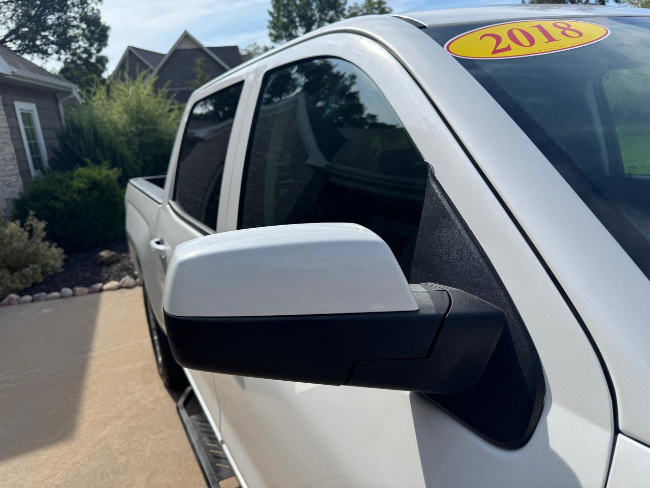 Used 2018 Chevrolet Silverado 1500 LT w/ All Star Edition AWD/4WD image 35