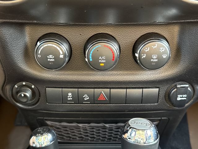 Used 2017 Jeep Wrangler Unlimited Sport w/ Quick Order Package 24S AWD/4WD image 29