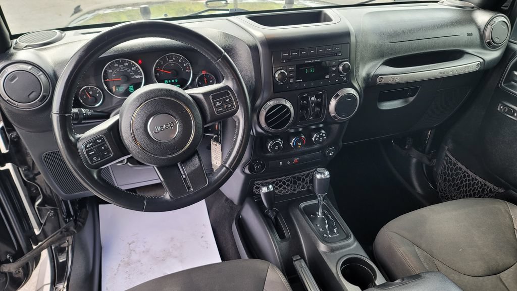 Used 2017 Jeep Wrangler Unlimited Sport w/ Quick Order Package 24S AWD/4WD image 24