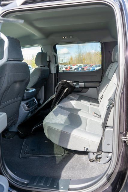 Used 2023 Ford F150 XLT image 8