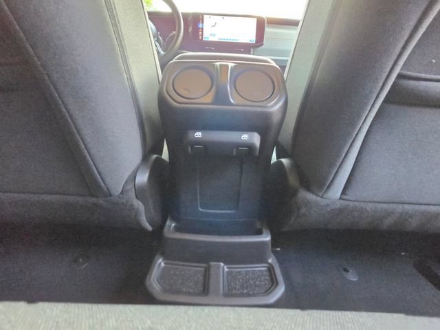 Used 2024 Jeep Wrangler Unlimited AWD/4WD image 23