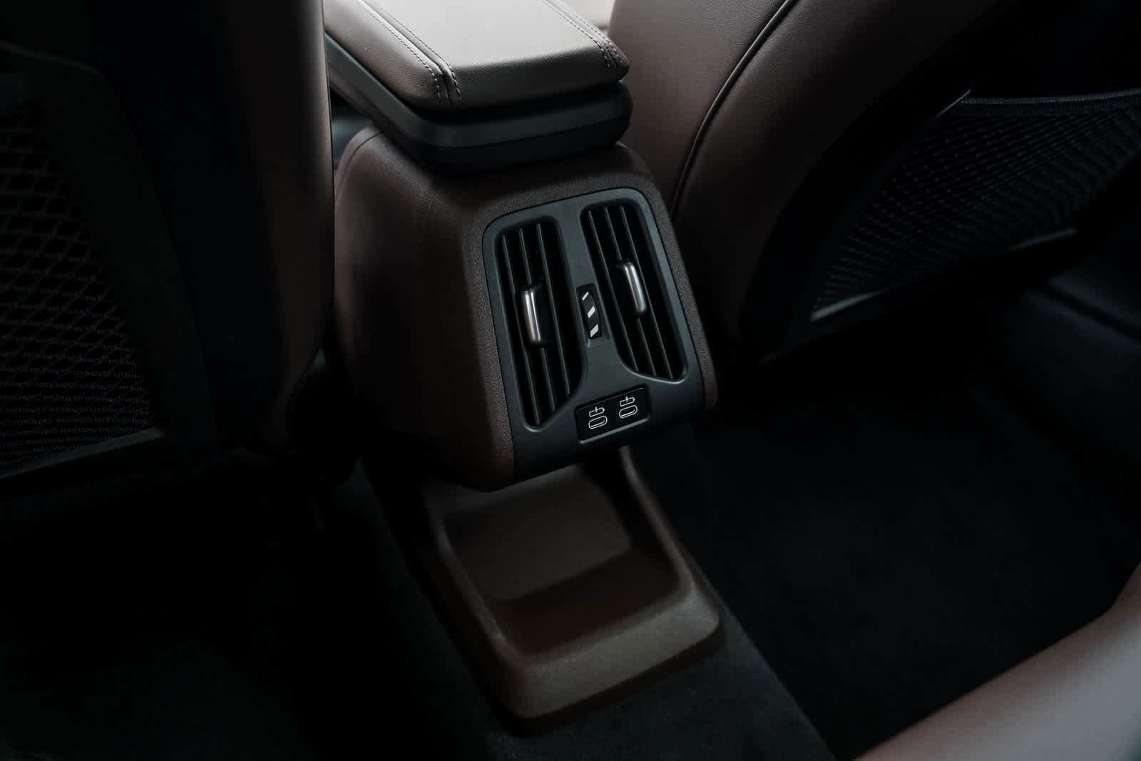 Used 2024 BMW X1 xDrive28i w/ Premium Package image 36