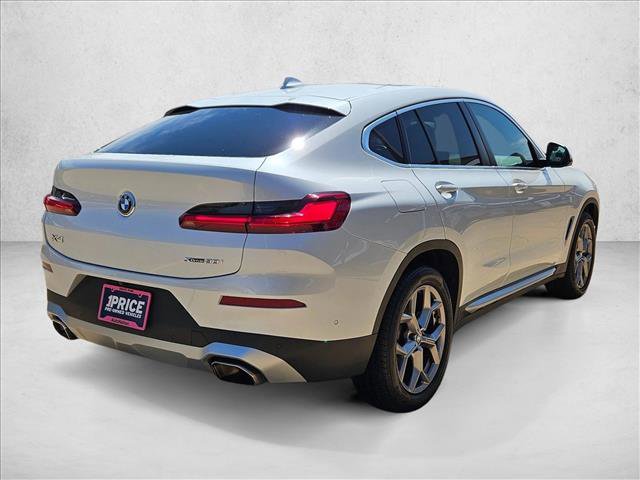 Used 2023 BMW X4 xDrive30i image 5