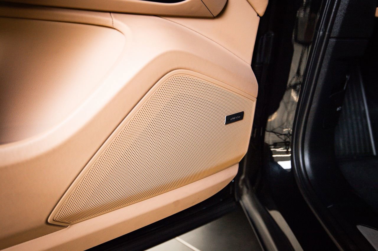 Certified 2024 Porsche Cayenne Coupe image 21