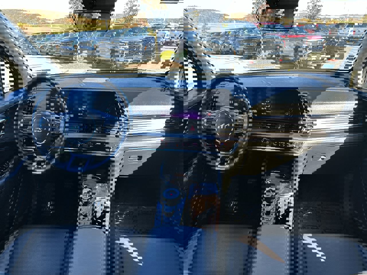 Used 2023 Kia Sportage EX image 16