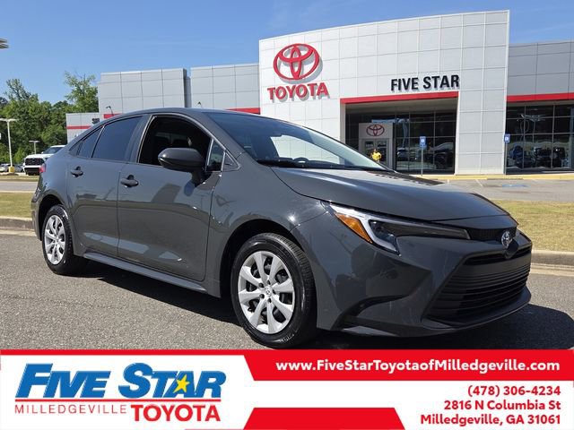Used 2025 Toyota Corolla LE FWD video 1