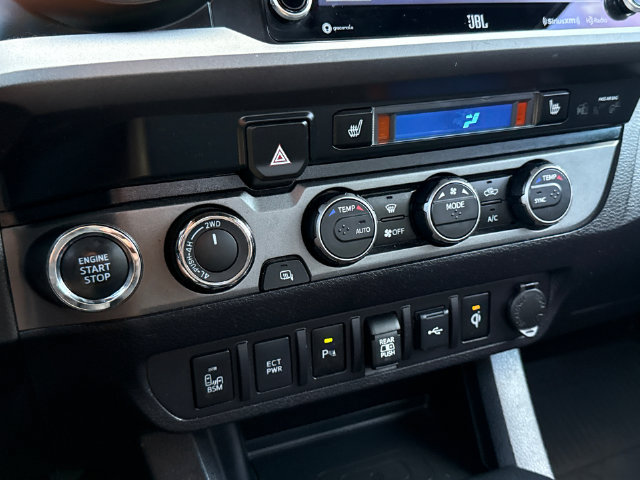 Used 2022 Toyota Tacoma TRD Pro AWD/4WD image 25