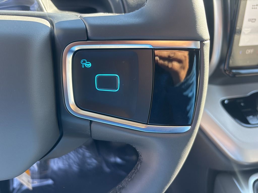 New 2026 Ford Expedition Active image 25