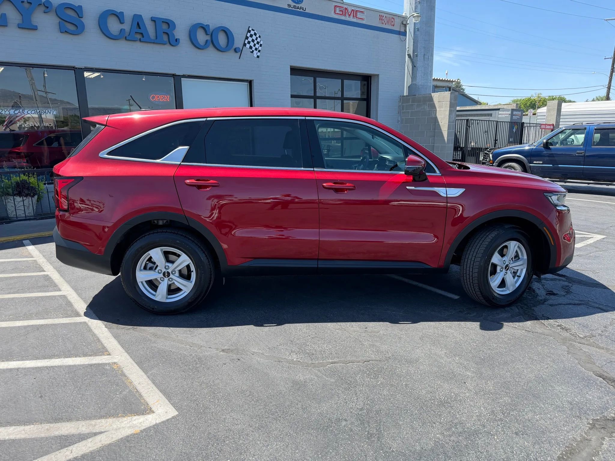 Used 2022 Kia Sorento LX AWD/4WD image 8
